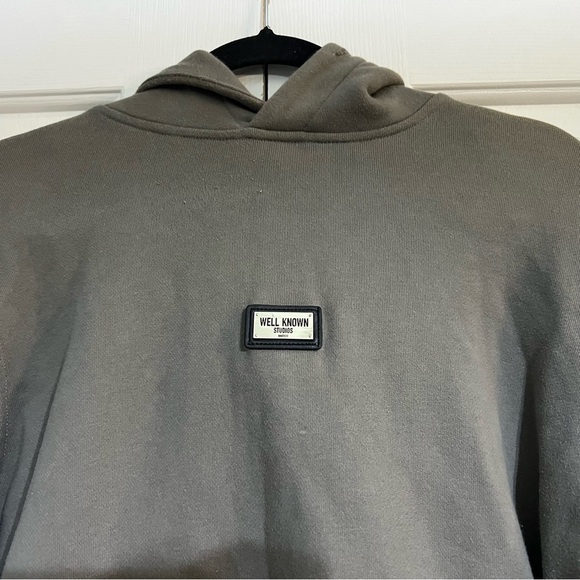 Well Known Studios Pullover Hoodie Sweatshirt Gray Grey Green Size Medium Mens - Picture 5 of 9